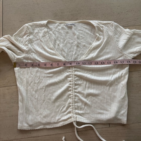 Reformation rubbed knit cinch  Top cream  sz L  Blouse - Picture 8 of 11